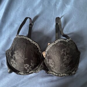 Victoria Secret Dream Angels Lined Demi Black Lace Silver Metallic Foil Trim